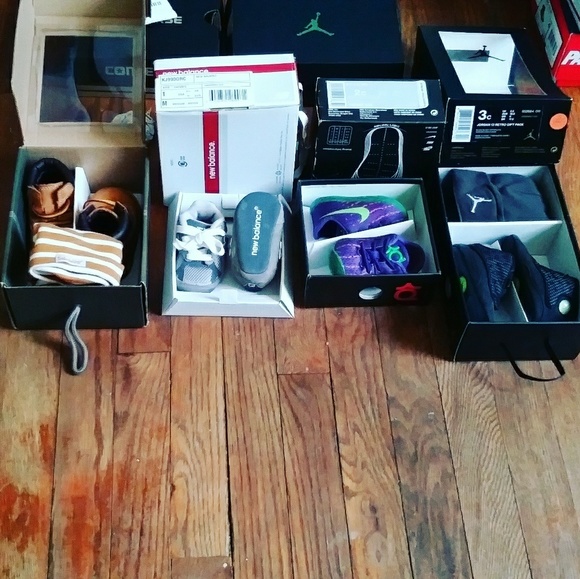 Shoes - Picture 5 of 6